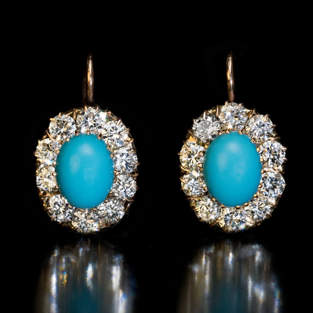 European And American Popular Elegant Blue Synthetic Turquoise Decoration Flower Pendant Earrings Are Comfortable And To Wear
European And American Popular Elegant Blue Synthetic Turquoise Decoration Flower Pendant Earrings Are Comfortable And To Wear