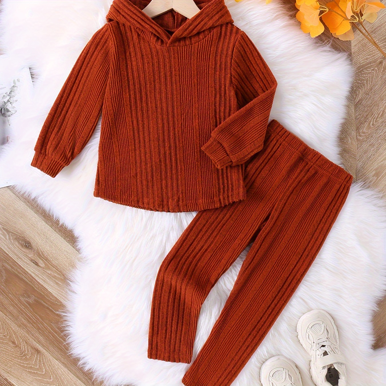 Girl's 2pcs Knitted Hoodie & Elastic Waist Sweatpants Set, Solid Color Long Sleeve Pullover Top, Casual Outfits, Kids Clothes For Spring Fall
Girl's 2pcs Knitted Hoodie & Elastic Waist Sweatpants Set, Solid Color Long Sleeve Pullover Top, Casual Outfits, Kids Clothes For Spring Fall