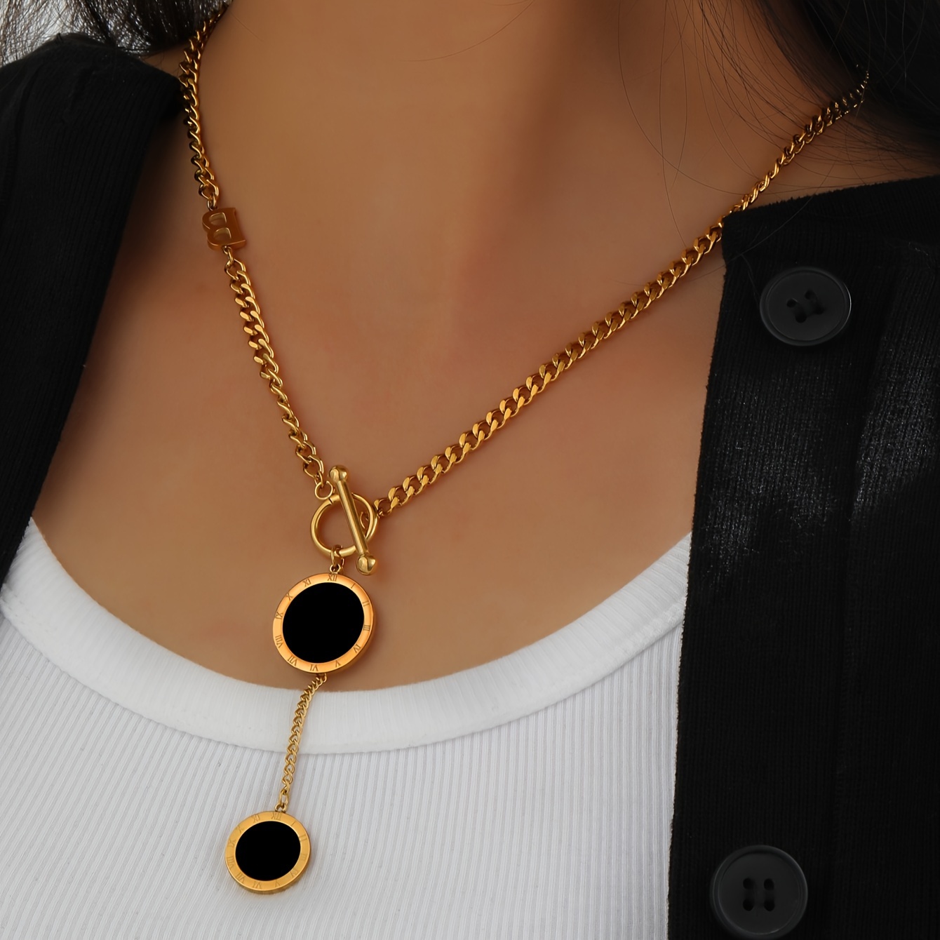 Un Collier Décoratif à Pendentif Numéro en Acier Inoxydable et à Boucle OT, Adapté pour les Fêtes Féminines, les , les Vacances et le Port
Un Collier Décoratif à Pendentif Numéro en Acier Inoxydable et à Boucle OT, Adapté pour les Fêtes Féminines, les , les Vacances et le Port