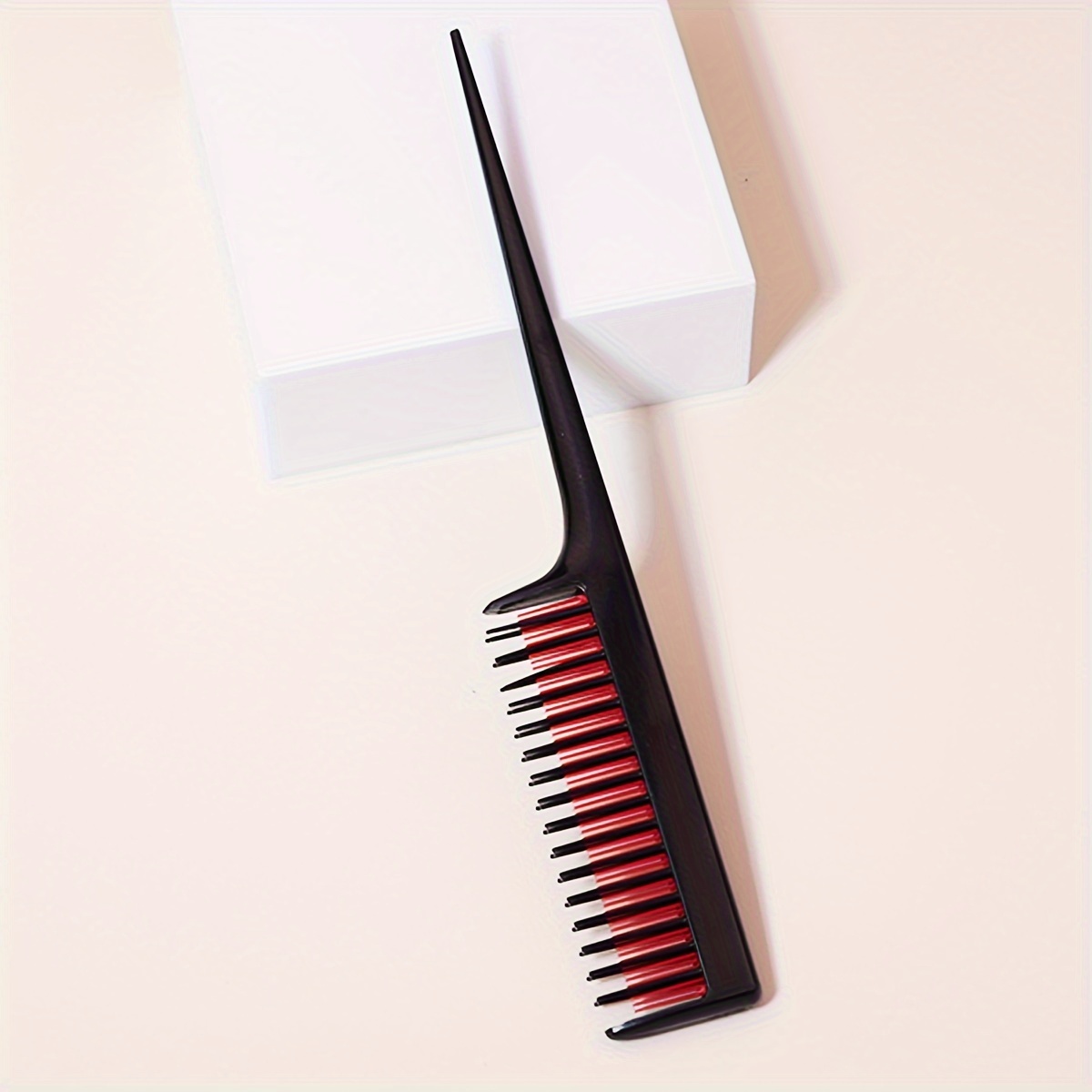 Peigne de coiffure, 1pc peigne à queue de rat pour femmes, pour peigne à déchirer les racines du dos, peigne de coiffage
Peigne de coiffure, 1pc peigne à queue de rat pour femmes, pour peigne à déchirer les racines du dos, peigne de coiffage