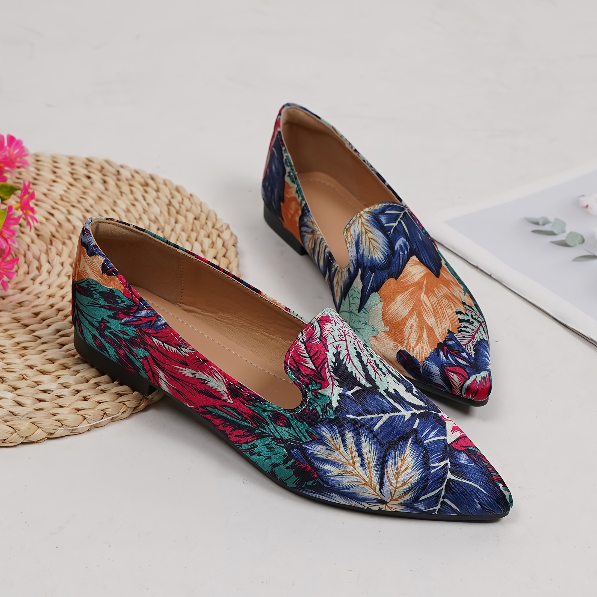 Women's Flower Pattern Flat Shoes, Casual Point Toe Slip On Shoes, Lightweight & Comfortable Shoes
Women's Flower Pattern Flat Shoes, Casual Point Toe Slip On Shoes, Lightweight & Comfortable Shoes