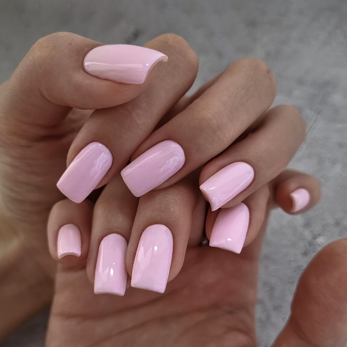 24pcs Short Square Shape Press On Nails, Solid Color Fake Nail, Glossy Full Cover Nails For Women
24pcs Short Square Shape Press On Nails, Solid Color Fake Nail, Glossy Full Cover Nails For Women