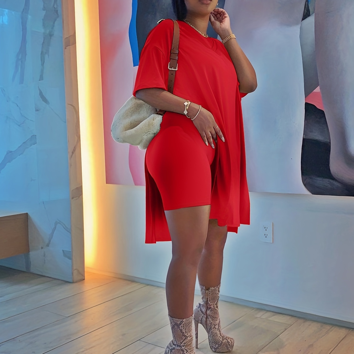 Plus Size Casual Outfits 2 Piece Set, Women's Plus Solid Short Sleeve V Neck Split Hem Top & Shorts Outfits 2 Piece Set
Plus Size Casual Outfits 2 Piece Set, Women's Plus Solid Short Sleeve V Neck Split Hem Top & Shorts Outfits 2 Piece Set