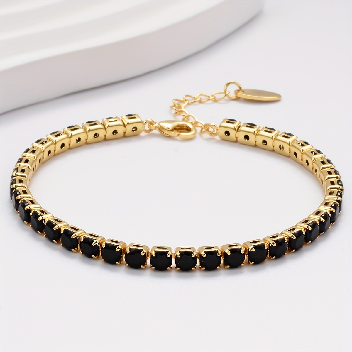 1pc Elegant 4mm Black Zirconia Chain Bracelet With Golden-tone Clasp & Clasp - Luxurious Copper Design For Casual Attire Or Gift, Jewelry | Sophisticated Charm | Zirconia Stones
1pc Elegant 4mm Black Zirconia Chain Bracelet With Golden-tone Clasp & Clasp - Luxurious Copper Design For Casual Attire Or Gift, Jewelry | Sophisticated Charm | Zirconia Stones