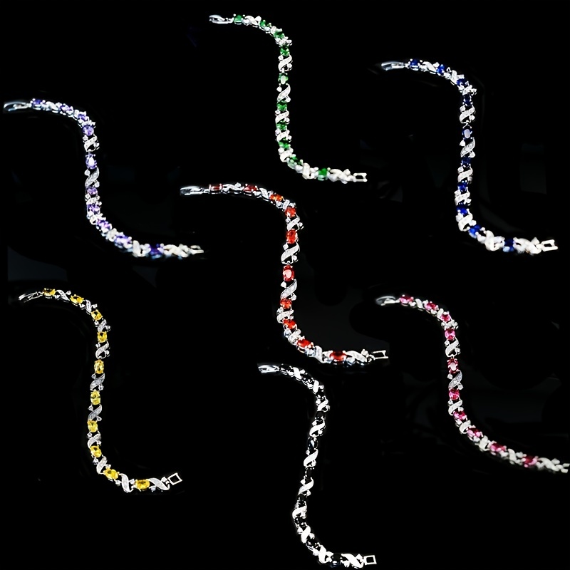 A Stylish Bracelet As A Gift For A Girl At A Fashionable Party, With An Elegant Leaf Chain Design, A Wedding Accessories.
A Stylish Bracelet As A Gift For A Girl At A Fashionable Party, With An Elegant Leaf Chain Design, A Wedding Accessories.