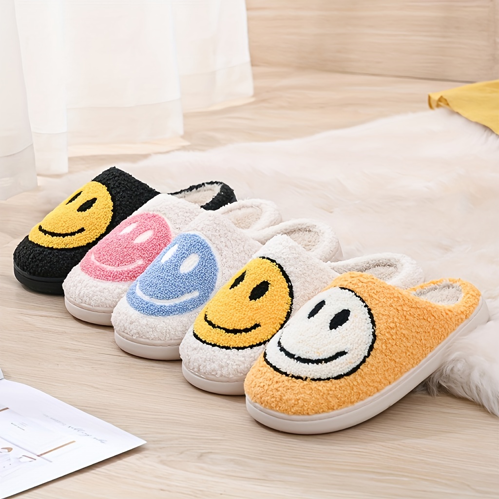 

Smiling Face Home Slippers Soft Plush Cozy House Slippers Anti-skid Slip-on Shoes Indoor For Men Winter Shoes