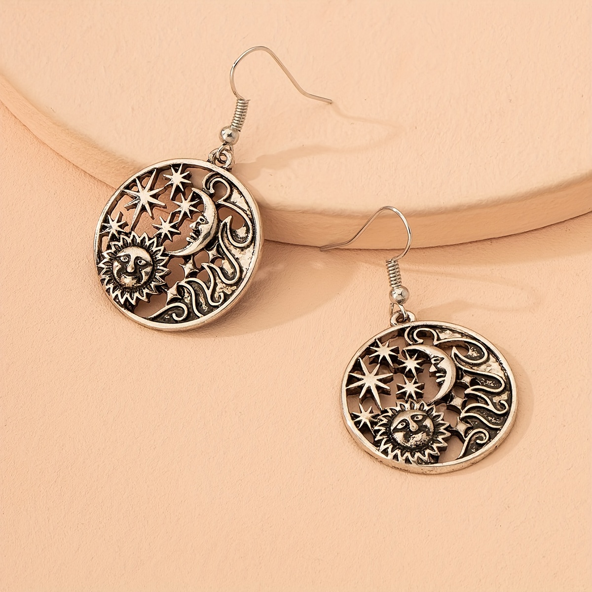 Sun Moon Star Round Dangle Earrings, Vintage 18k Gold Plated Zinc Alloy Ear Jewelry, Gothic Style Hollow Out Drop Earrings For Women
Sun Moon Star Round Dangle Earrings, Vintage 18k Gold Plated Zinc Alloy Ear Jewelry, Gothic Style Hollow Out Drop Earrings For Women