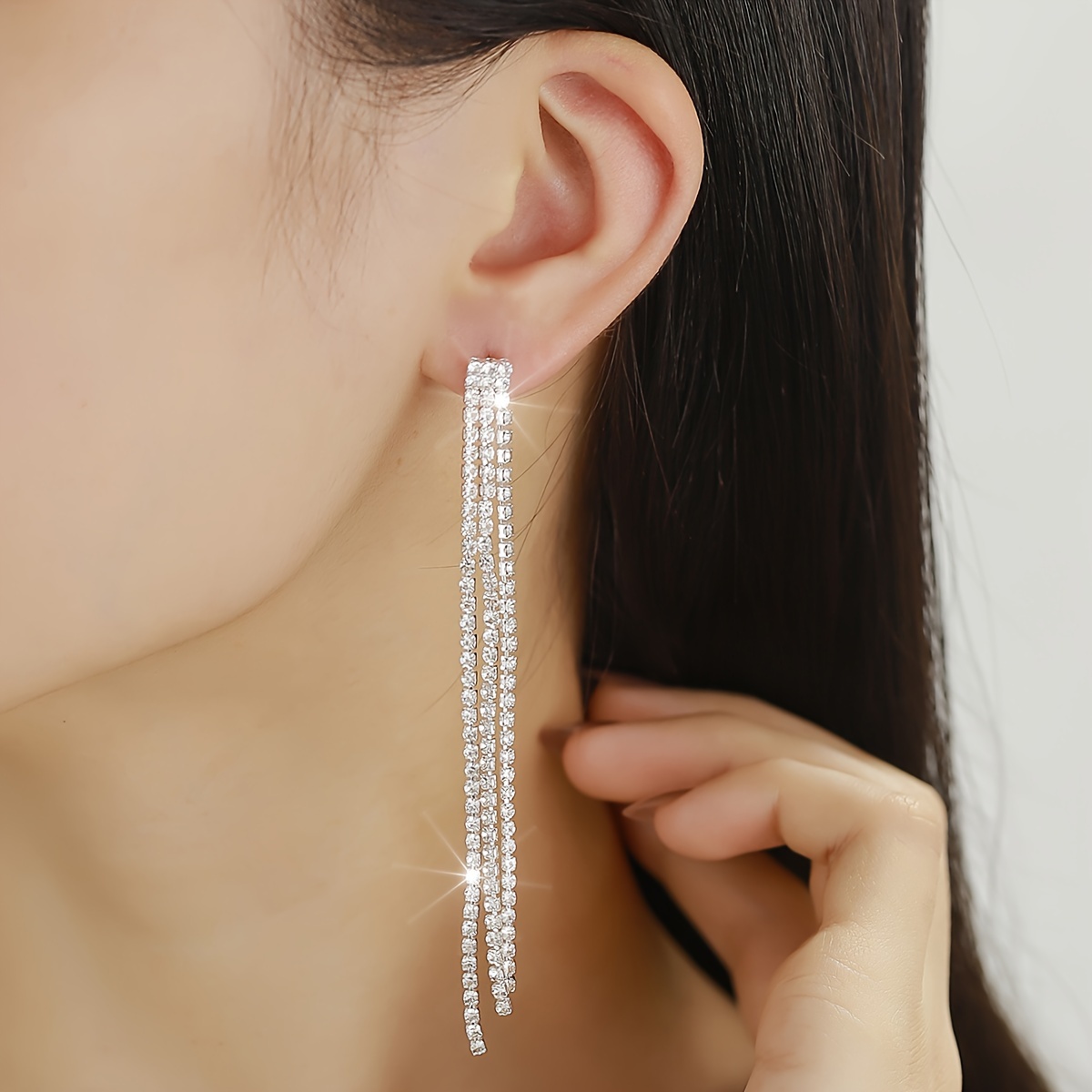 Boucles d'Oreilles Longues à Franges d'Inspiration Française avec Zirconia - Cuivre, Parfaites pour les , les Fêtes & Cadeau de la Saint-Valentin, Boucles d'Oreilles Mignonnes
Boucles d'Oreilles Longues à Franges d'Inspiration Française avec Zirconia - Cuivre, Parfaites pour les , les Fêtes & Cadeau de la Saint-Valentin, Boucles d'Oreilles Mignonnes
