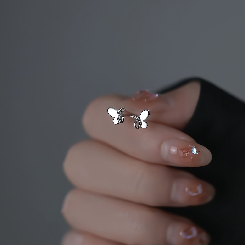 Mini Butterfly Shaped Stud Earrings Copper Silver Plated Jewelry Elegant Leisure Style Suitable For Women Daily Casual
Mini Butterfly Shaped Stud Earrings Copper Silver Plated Jewelry Elegant Leisure Style Suitable For Women Daily Casual