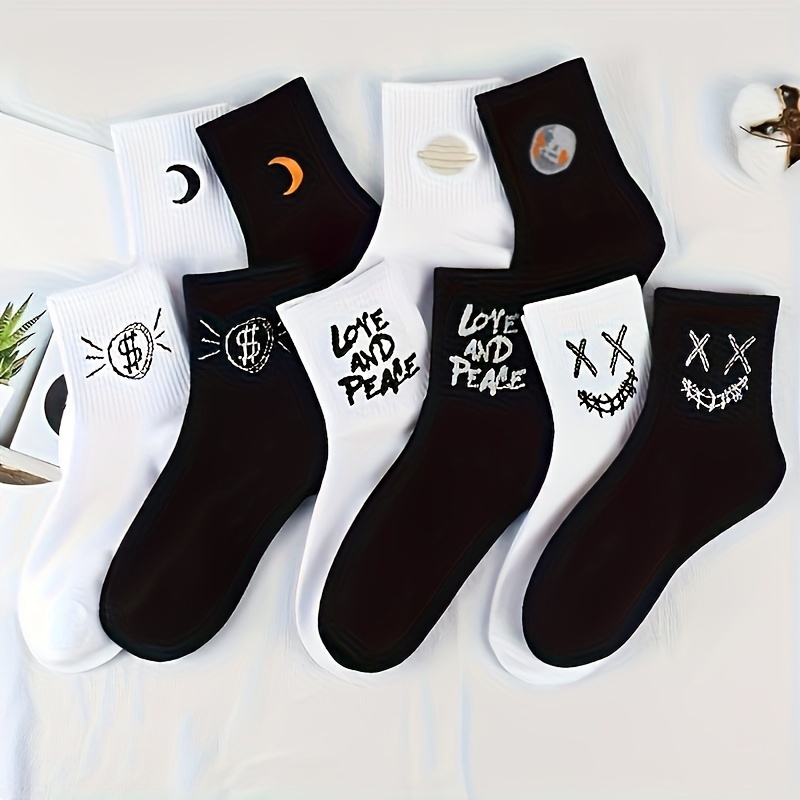 10 Pairs Letter & Moon Print Socks, Comfy & Breathable Mid Tube Socks, Women's Stockings & Hosiery
10 Pairs Letter & Moon Print Socks, Comfy & Breathable Mid Tube Socks, Women's Stockings & Hosiery