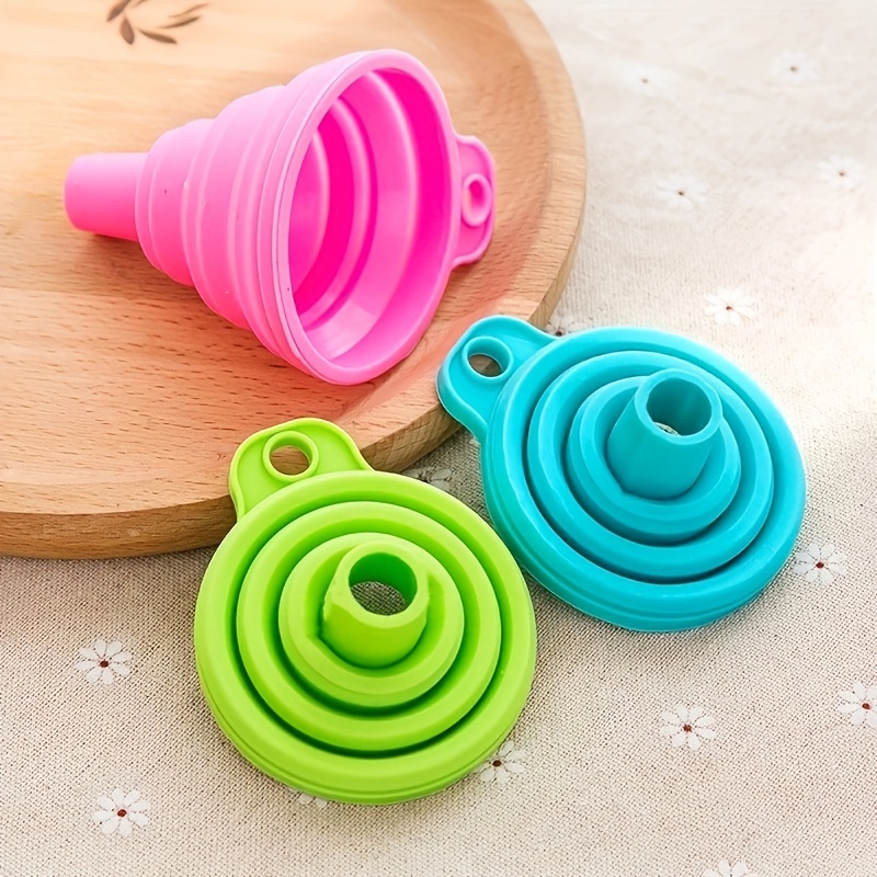 1pc Silicone Collapsible Funnel, Multi-functional Portable Mini Kitchen Extendable Filter, Plastic Material, With Liquid Dispensing Tool For Cereal, Pasta, Rice, Sand Screening
1pc Silicone Collapsible Funnel, Multi-functional Portable Mini Kitchen Extendable Filter, Plastic Material, With Liquid Dispensing Tool For Cereal, Pasta, Rice, Sand Screening