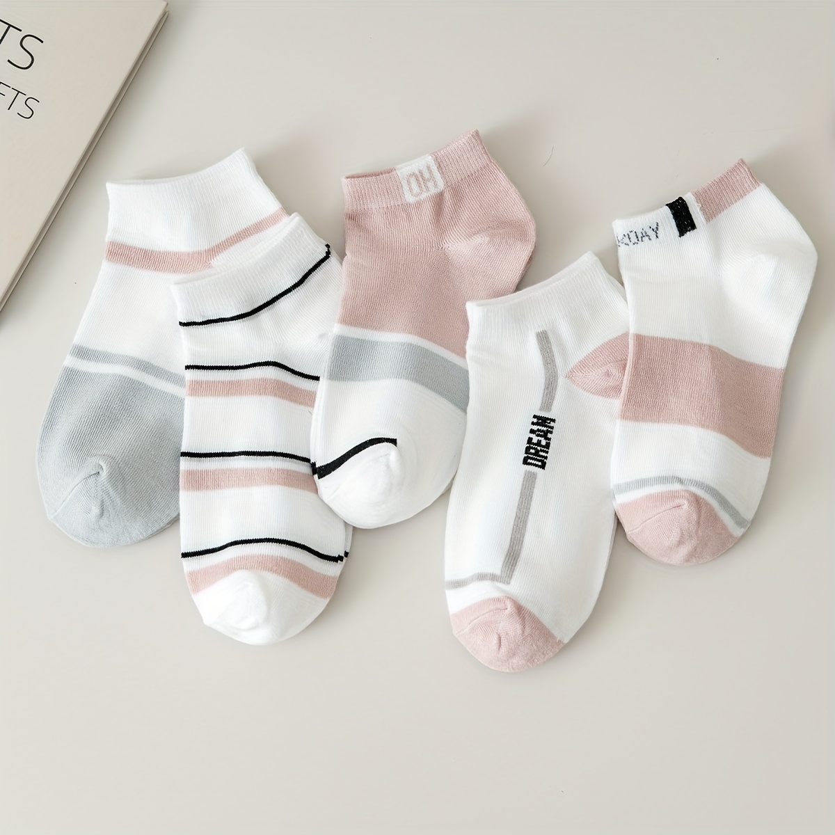 5 Pairs Geometric Pattern Socks, Comfy & Breathable All-match Ankle Socks, Women's Stockings & Hosiery
5 Pairs Geometric Pattern Socks, Comfy & Breathable All-match Ankle Socks, Women's Stockings & Hosiery
