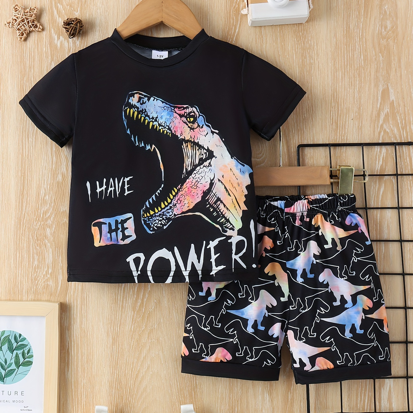 2pcs Boys Trendy Dinosaur Graphic Print Short Sleeve T-shirt & Shorts Set, Comfy Summer Boys Clothes
2pcs Boys Trendy Dinosaur Graphic Print Short Sleeve T-shirt & Shorts Set, Comfy Summer Boys Clothes