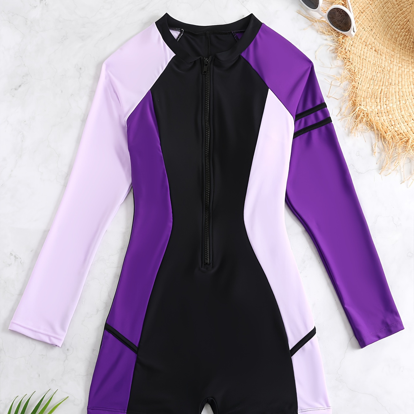 One-piece Colorblock Zippered Sports Swimsuit With Removable Pads, High Stretch Nylon Fabric
One-piece Colorblock Zippered Sports Swimsuit With Removable Pads, High Stretch Nylon Fabric
