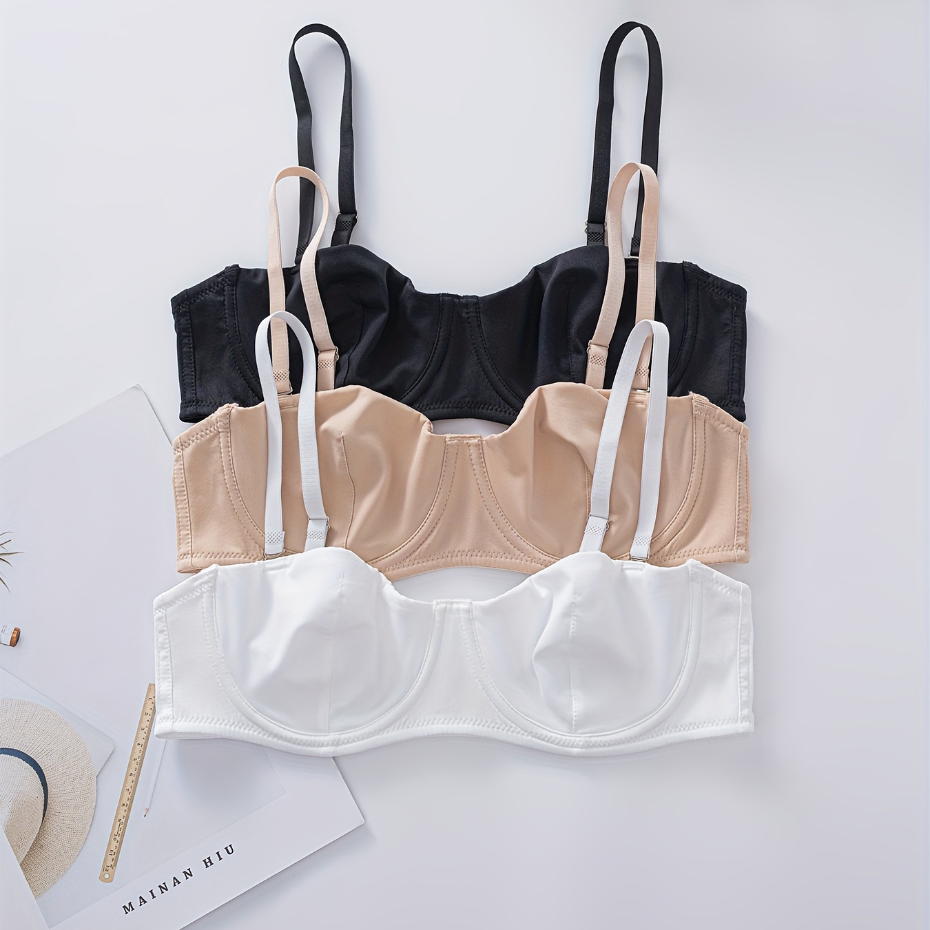 Soutien-gorge sexy 3 pièces pour femme, bretelles, avec armatures, en de soutien , couleur unie, rembourrage, polyamide 64 % élasthanne 36 %, lingerie plongeante décolletée
Soutien-gorge sexy 3 pièces pour femme, bretelles, avec armatures, en de soutien , couleur unie, rembourrage, polyamide 64 % élasthanne 36 %, lingerie plongeante décolletée