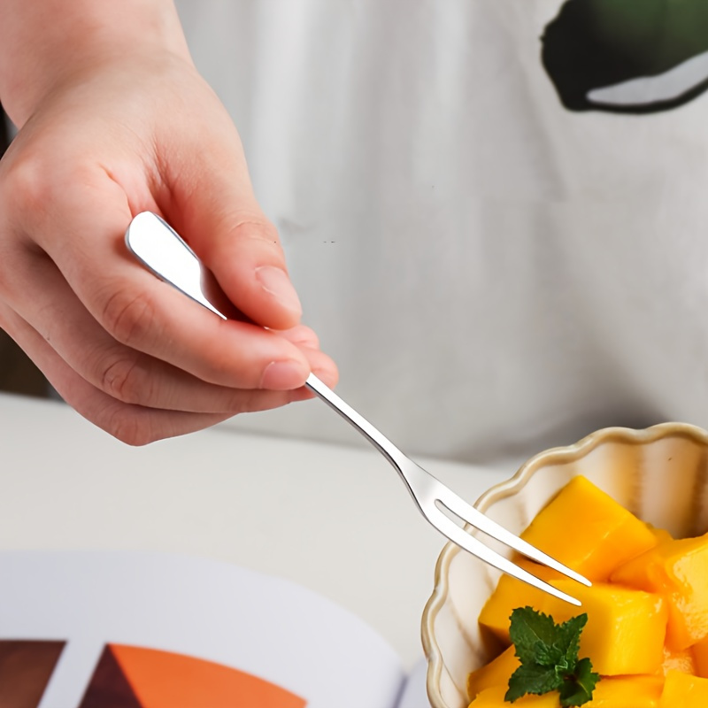 10pcs Stainless Steel Dessert Forks, Fruit Tasting Forks, Nut Picks, Small Size Dinner Forks For Salad, Multipurpose Cutlery Set, Kitchen Supplies
10pcs Stainless Steel Dessert Forks, Fruit Tasting Forks, Nut Picks, Small Size Dinner Forks For Salad, Multipurpose Cutlery Set, Kitchen Supplies