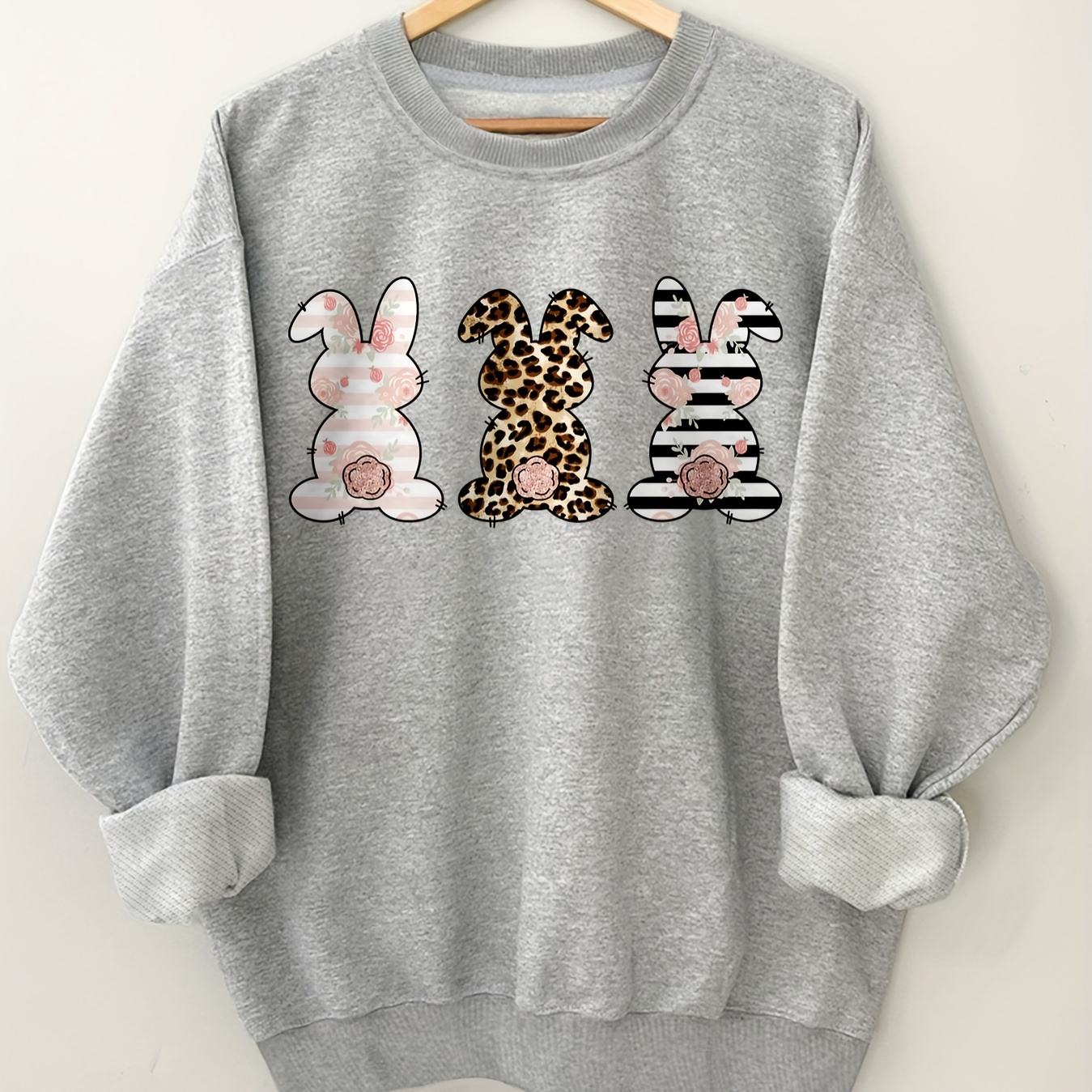 Rabbits Graphic Print Sweatshirt, Crew Neck Casual Sweatshirt For Fall & Spring, Women's Clothing
Rabbits Graphic Print Sweatshirt, Crew Neck Casual Sweatshirt For Fall & Spring, Women's Clothing
