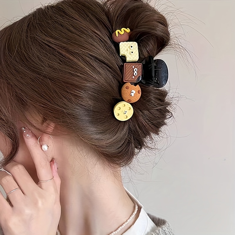 1pc Cute Cartoon Biscuit Hair Claw Clip Set, Stylish Hair Accessories For Women And Girls, For Daily Wear And Parties
1pc Cute Cartoon Biscuit Hair Claw Clip Set, Stylish Hair Accessories For Women And Girls, For Daily Wear And Parties