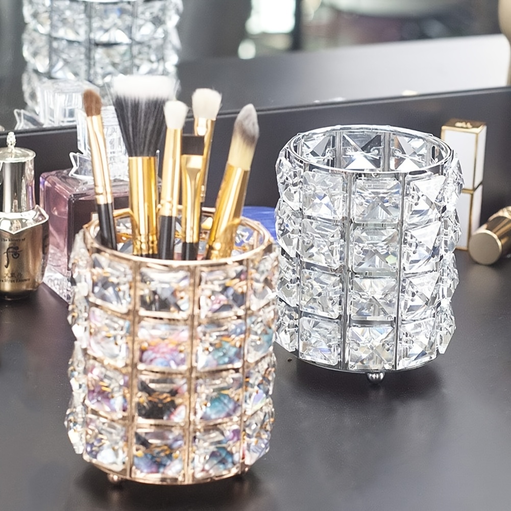 1pc Multifunctional Cosmetic Organizer In Golden Or Silvery, Crystal Acrylic Makeup Brush Holder, Nail Art Pen Storage, Elegant Desktop Decor
1pc Multifunctional Cosmetic Organizer In Golden Or Silvery, Crystal Acrylic Makeup Brush Holder, Nail Art Pen Storage, Elegant Desktop Decor