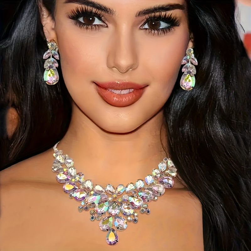 Rhinestone And Rhinestone Jewelry Set, Gradient Color Drop Earrings And Necklace Set, Exquisite Wedding Jewelry Accessories For The Bride
Rhinestone And Rhinestone Jewelry Set, Gradient Color Drop Earrings And Necklace Set, Exquisite Wedding Jewelry Accessories For The Bride