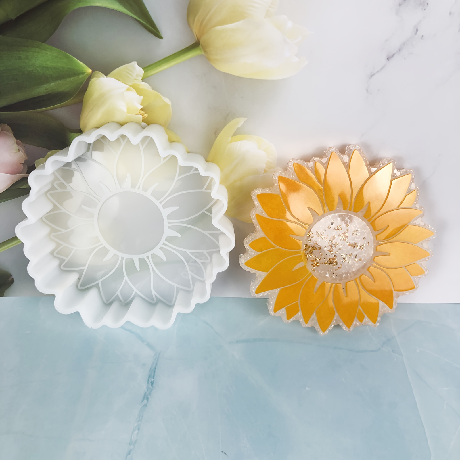 Sunflower Resin Casting Molds, Flexible Silicone Mold For Car Aroma Decor, Candle, Aromatherapy, Soap Making, Diy Resin Crafts - 1pc
Sunflower Resin Casting Molds, Flexible Silicone Mold For Car Aroma Decor, Candle, Aromatherapy, Soap Making, Diy Resin Crafts - 1pc