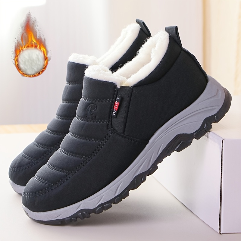 New Winter Men's Outdoor Anti-slip Soft And Comfortable Warm And Cold-proof Shoes With Velvet
New Winter Men's Outdoor Anti-slip Soft And Comfortable Warm And Cold-proof Shoes With Velvet