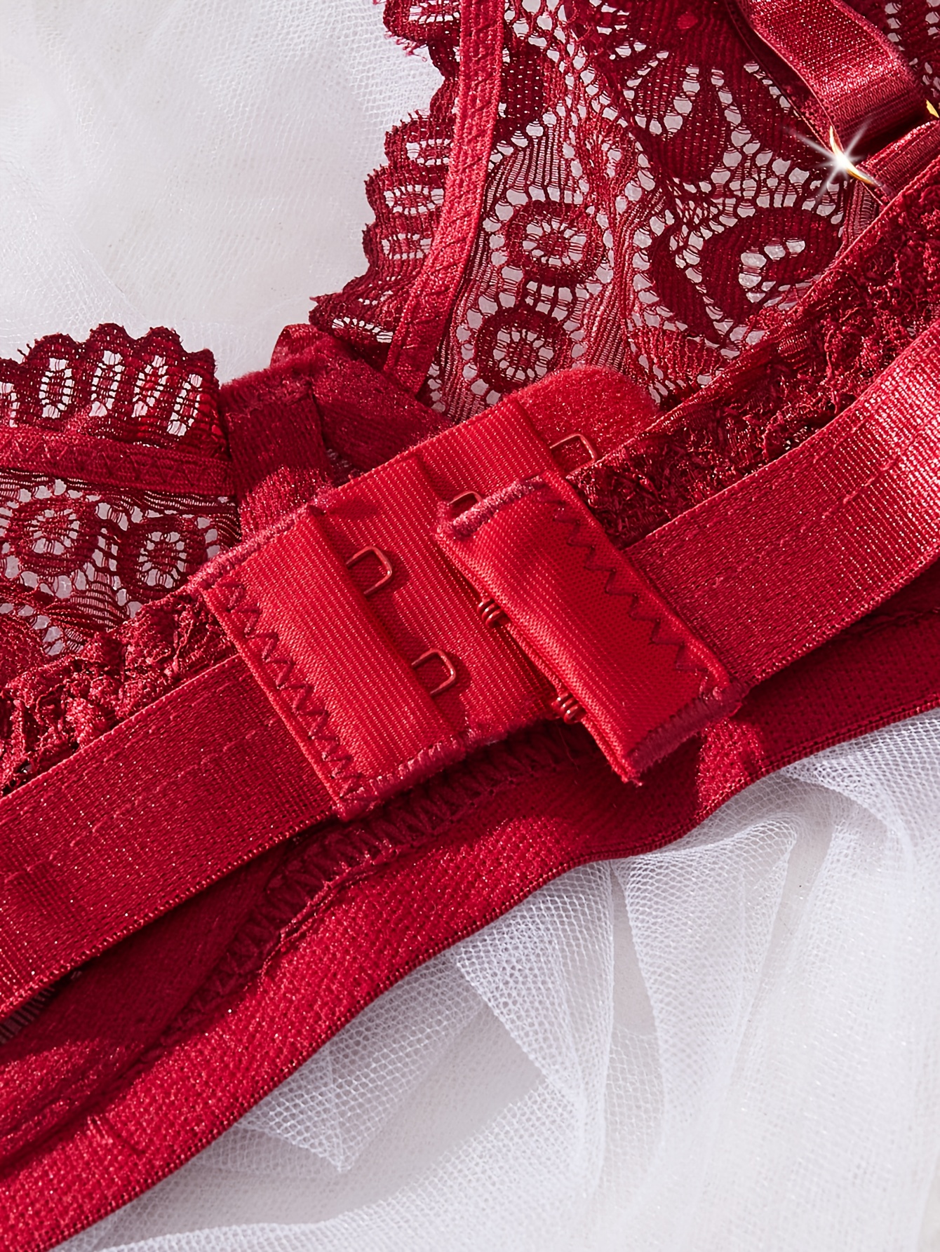 0f5beffb b9ea 40f3 b00a 360165cef24a Seductive Lace And Pearl Chain Accessory Women'S Lingerie Set, Featuring a Sexy Bra And Panties in a Two-Piece Ensemble
