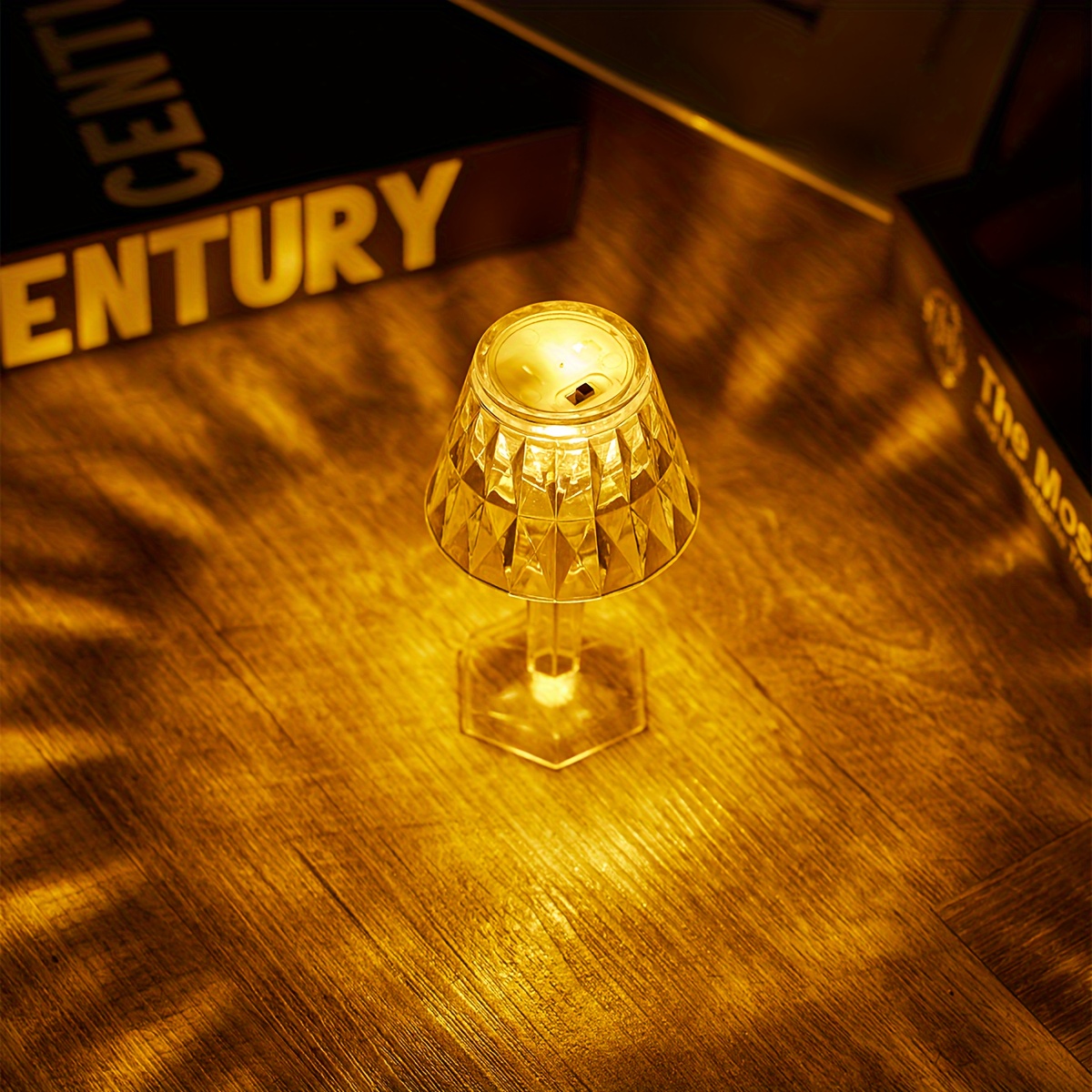Modern Mini Crystal-inspired Table Lamp - Battery Operated, Decorative Desk Light For Various Rooms
Modern Mini Crystal-inspired Table Lamp - Battery Operated, Decorative Desk Light For Various Rooms