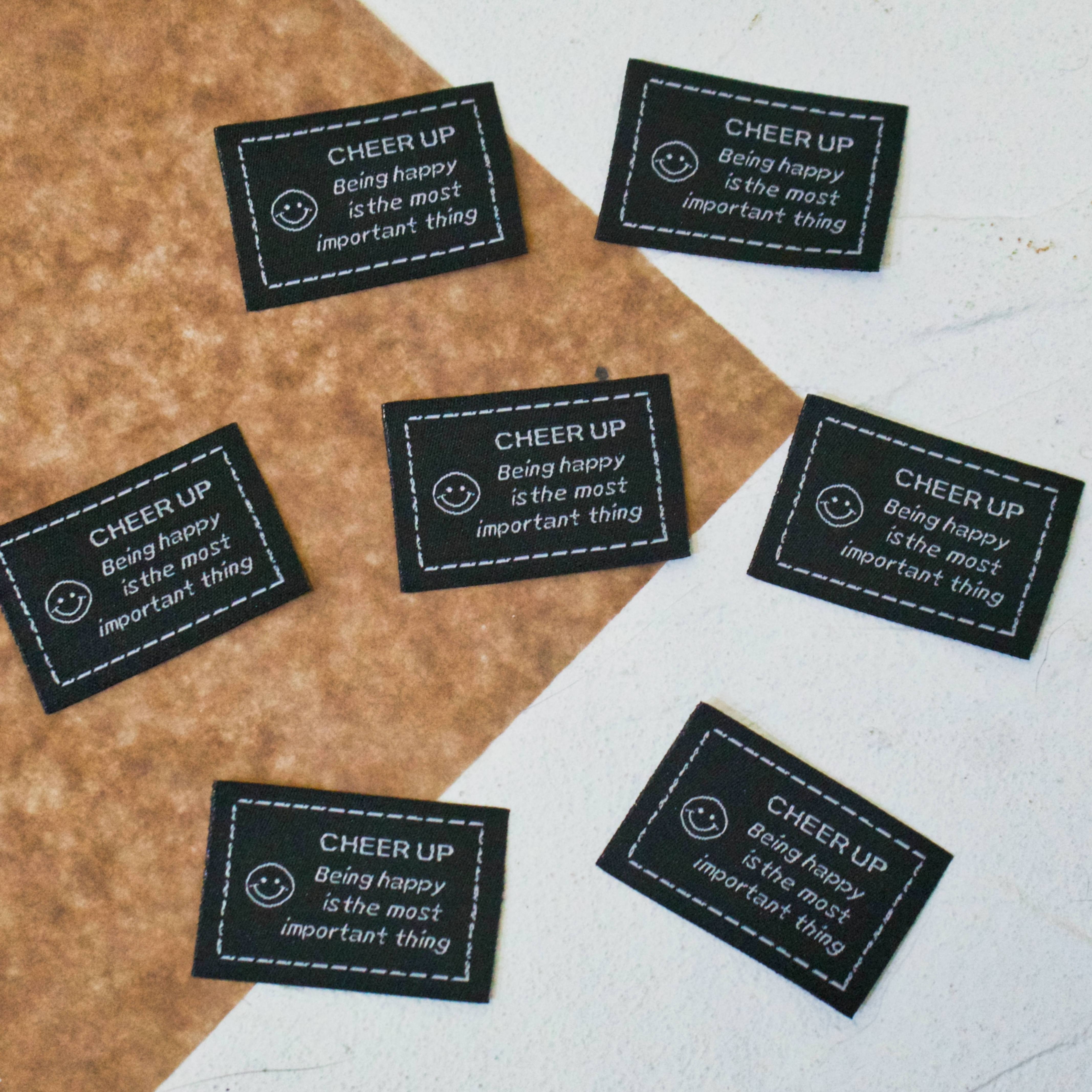 50 étiquettes de lavage à coudre, en tissu, étiquettes de vêtements, chaussures et vêtements, rétro de gamme, et
50 étiquettes de lavage à coudre, en tissu, étiquettes de vêtements, chaussures et vêtements, rétro de gamme, et