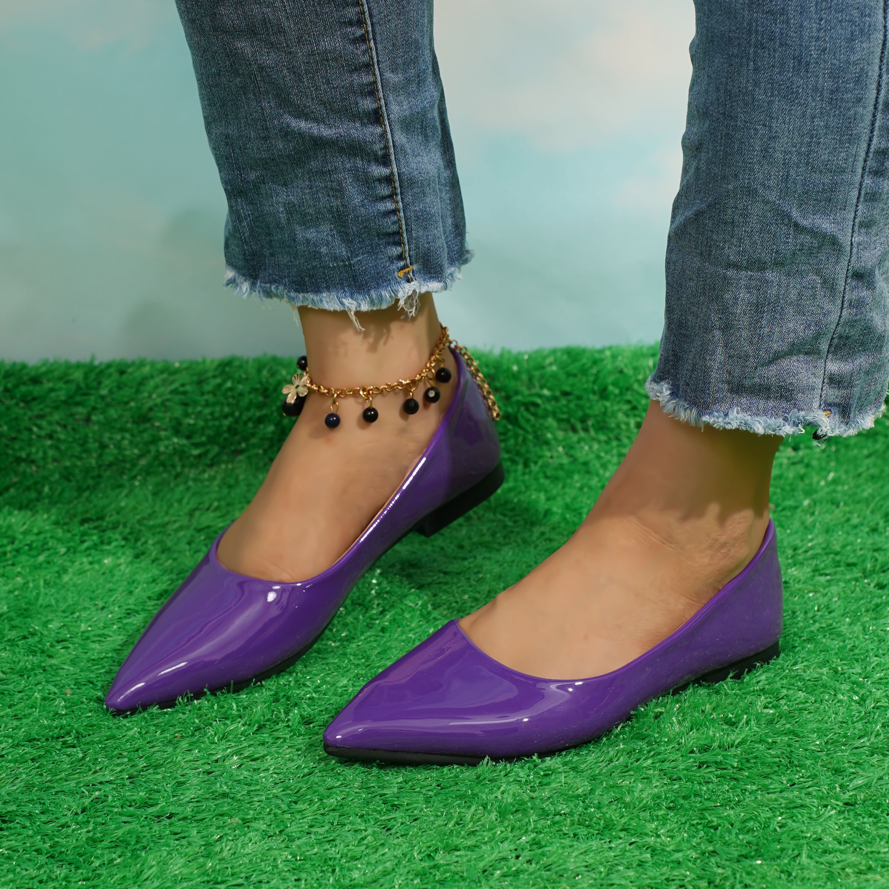 Women's Solid Color Flat Shoes, Casual Point Toe Slip On Shoes, Lightweight & Comfortable Shoes
Women's Solid Color Flat Shoes, Casual Point Toe Slip On Shoes, Lightweight & Comfortable Shoes