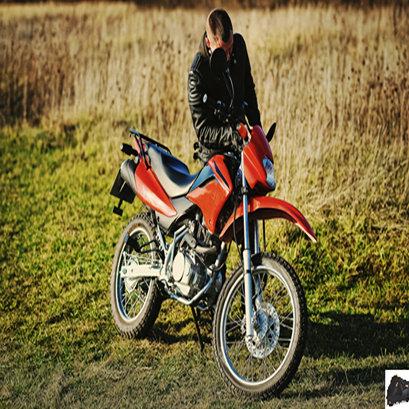 1pc Waterproof Motorcycle Cover With Lock Hole, Polyester 100% Textile Material, Anti-uv Windproof Dustproof, Protection For Motorcycles And Electric Bikes, Hand Washable
1pc Waterproof Motorcycle Cover With Lock Hole, Polyester 100% Textile Material, Anti-uv Windproof Dustproof, Protection For Motorcycles And Electric Bikes, Hand Washable