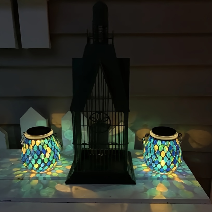 1 Pack/2 Pack Hanging Solar Lights, Glass Mosaic Mason Jar Solar Pendant Lights For Outdoor Garden Patio Deck Tabletop Pathway Decorative Night Lights Ambient Lights
1 Pack/2 Pack Hanging Solar Lights, Glass Mosaic Mason Jar Solar Pendant Lights For Outdoor Garden Patio Deck Tabletop Pathway Decorative Night Lights Ambient Lights