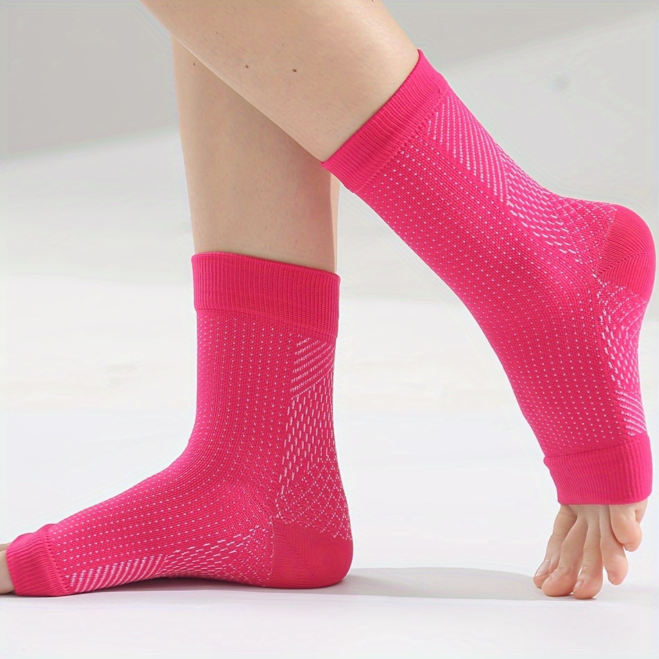 1 Pair Pink Sports Socks For Men - Invisible Heel Support, Nylon-spandex , Breathable Knit, Wear, Machine Washable, Socks
1 Pair Pink Sports Socks For Men - Invisible Heel Support, Nylon-spandex , Breathable Knit, Wear, Machine Washable, Socks