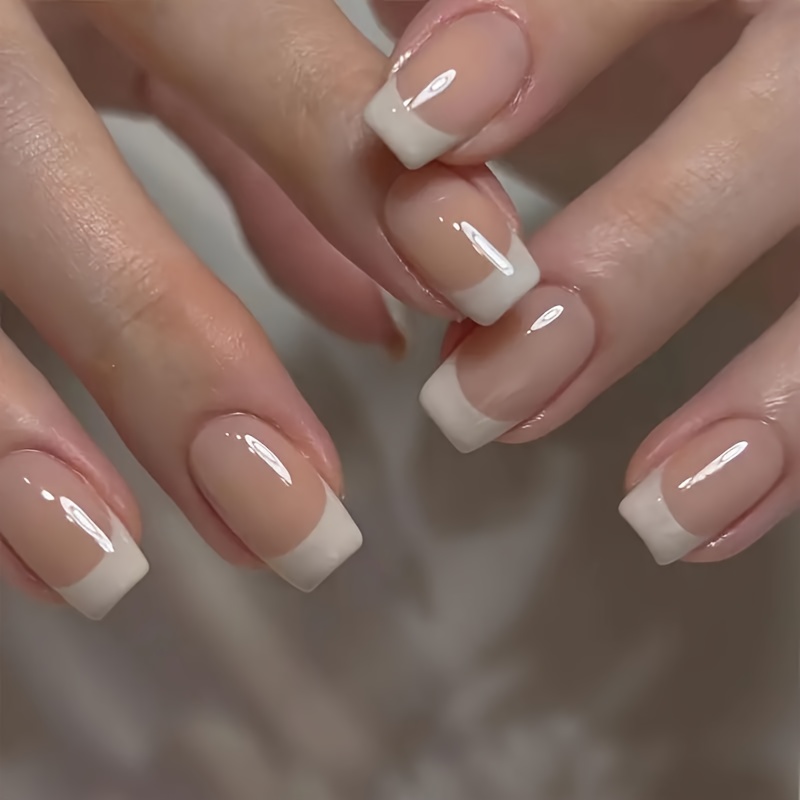 24pcs Chic Nude French Tip Press-on Nails Kit - Medium Square, Glossy With Jelly Adhesive & Nail File Included
24pcs Chic Nude French Tip Press-on Nails Kit - Medium Square, Glossy With Jelly Adhesive & Nail File Included