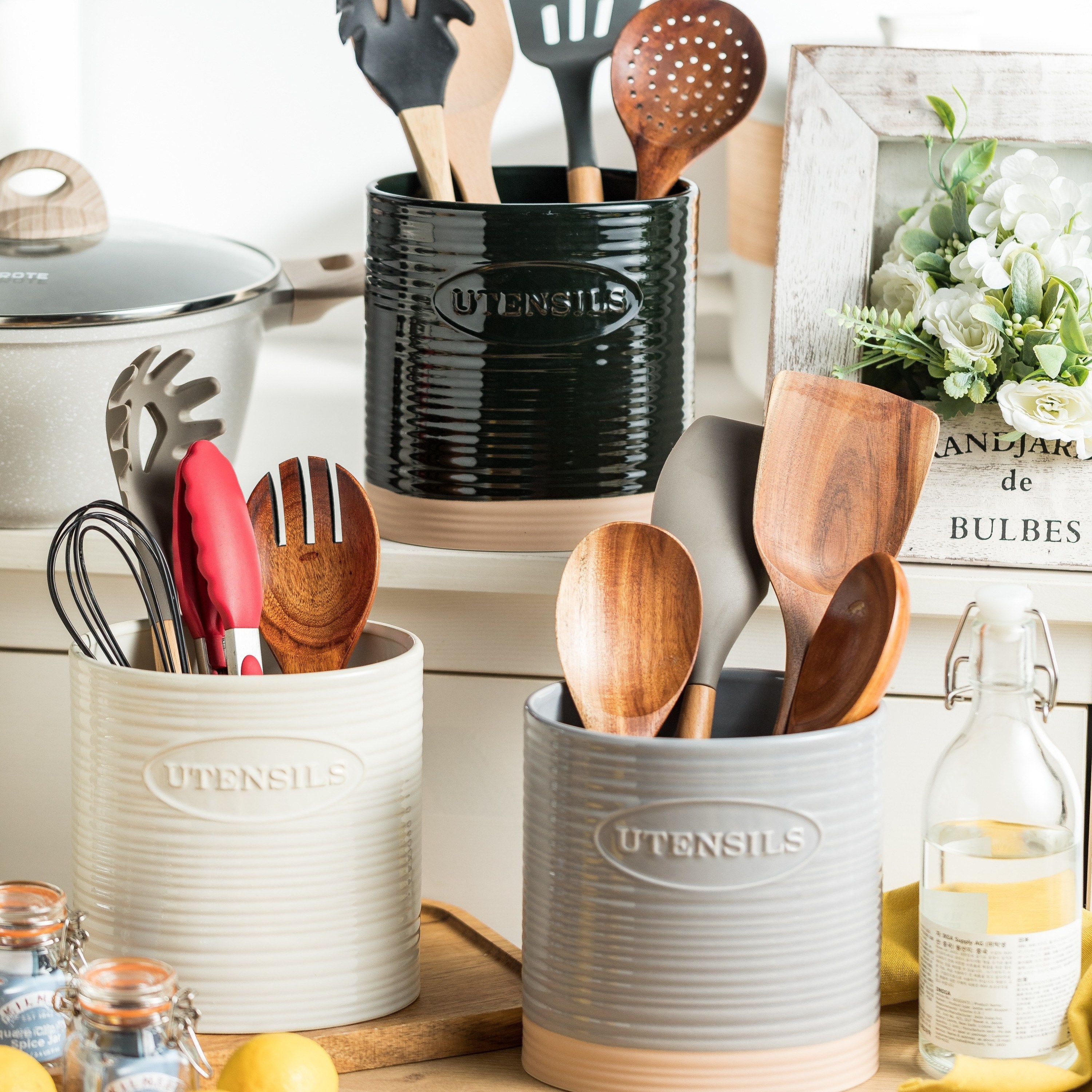 6.7" Large Ceramic Kitchen Utensil Holder With Wooden Base - Perfect For Countertop Storage
6.7" Large Ceramic Kitchen Utensil Holder With Wooden Base - Perfect For Countertop Storage