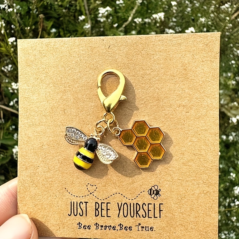 1pc/2pcs Keychain For Men, Encouragement , Bee Keychain Accessories, Pendant Keychain,
1pc/2pcs Keychain For Men, Encouragement , Bee Keychain Accessories, Pendant Keychain,