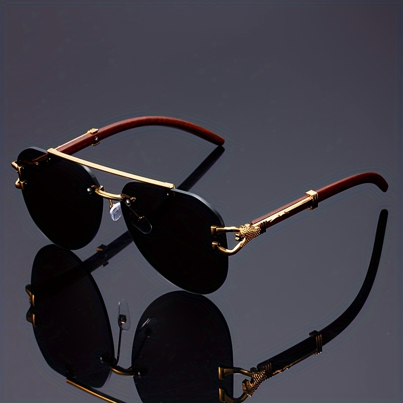 vintage monture avec double pont et en bois, lunettes de fête punk unisexes, lunettes de voyage dorées pour hommes avec motif léopard.
vintage monture avec double pont et en bois, lunettes de fête punk unisexes, lunettes de voyage dorées pour hommes avec motif léopard.