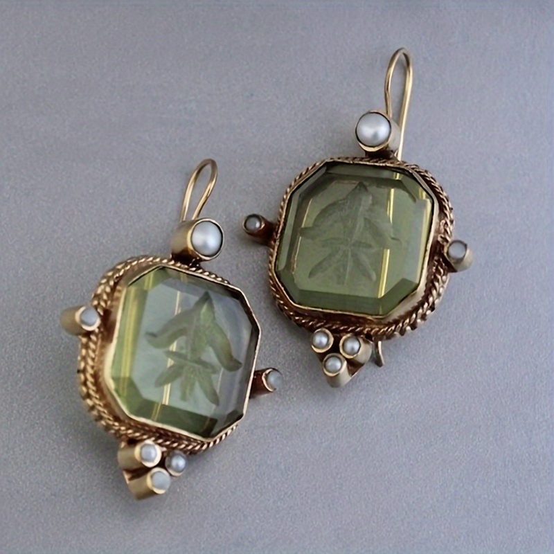 1 Pair (2pcs) Retro Style Geometric Emerald Earrings Set, With Pearl Earrings, Suitable For Elegant Jewelry Festival Gifts For Women, Christmas Gift, Thanksgiving Gift
1 Pair (2pcs) Retro Style Geometric Emerald Earrings Set, With Pearl Earrings, Suitable For Elegant Jewelry Festival Gifts For Women, Christmas Gift, Thanksgiving Gift