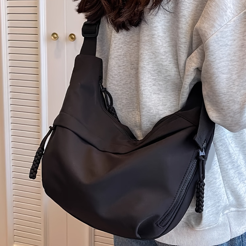 Fashion Commuter Large Capacity Canvas Women Cross Body Bag Casual Solid Color Simple Shoulder Bag
Fashion Commuter Large Capacity Canvas Women Cross Body Bag Casual Solid Color Simple Shoulder Bag