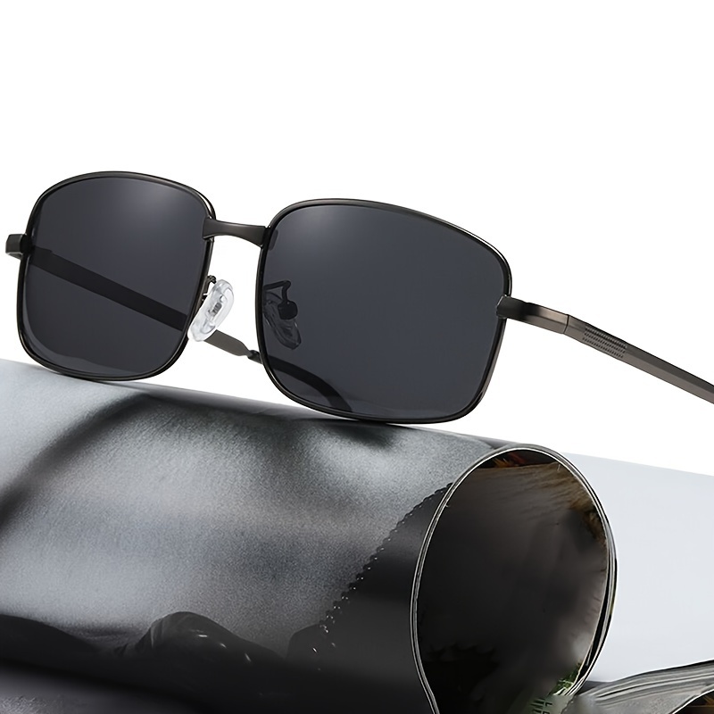 Men's Polarized Tac Lens - Full Rim Zinc Alloy Frame For Casual And Fishing, Decorative With Case, Fits Normal Frame Size (132-138mm) - 1 Piece
Men's Polarized Tac Lens - Full Rim Zinc Alloy Frame For Casual And Fishing, Decorative With Case, Fits Normal Frame Size (132-138mm) - 1 Piece