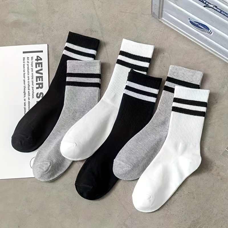 Lot de 6 Chaussettes Rayées Respirantes pour Femmes - Polyvalentes et Confortables en Mélange de Polyester
Lot de 6 Chaussettes Rayées Respirantes pour Femmes - Polyvalentes et Confortables en Mélange de Polyester