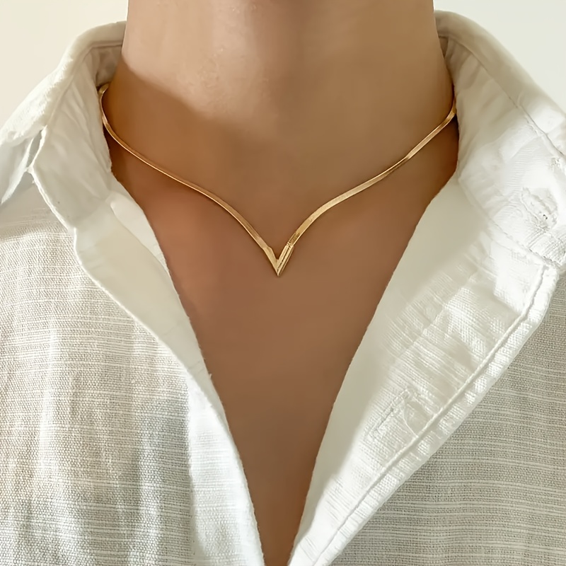 Unique Minimalist Creative V-shaped Snake Bone Chain Necklace, Fashionable Hip-hop Style Accessories For Men And Women
Unique Minimalist Creative V-shaped Snake Bone Chain Necklace, Fashionable Hip-hop Style Accessories For Men And Women
