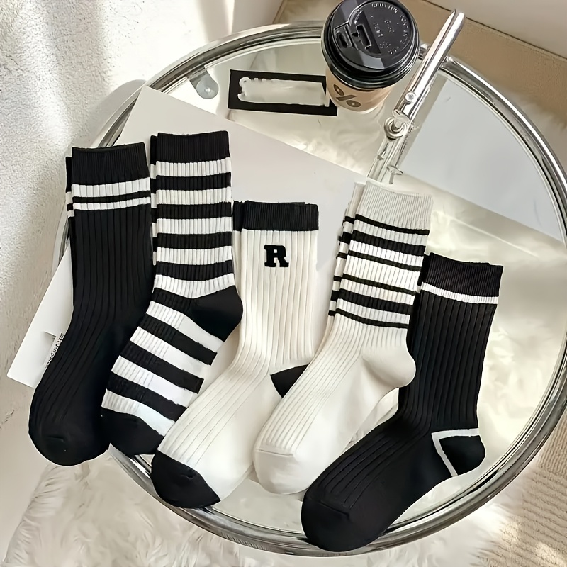 5pcs Women's Breathable Cotton Socks - Striped, Mid-calf Length With R Letter Design, Moisture-wicking & Fashionable, Socks, Casual, Breathable, Striped, Cotton
5pcs Women's Breathable Cotton Socks - Striped, Mid-calf Length With R Letter Design, Moisture-wicking & Fashionable, Socks, Casual, Breathable, Striped, Cotton