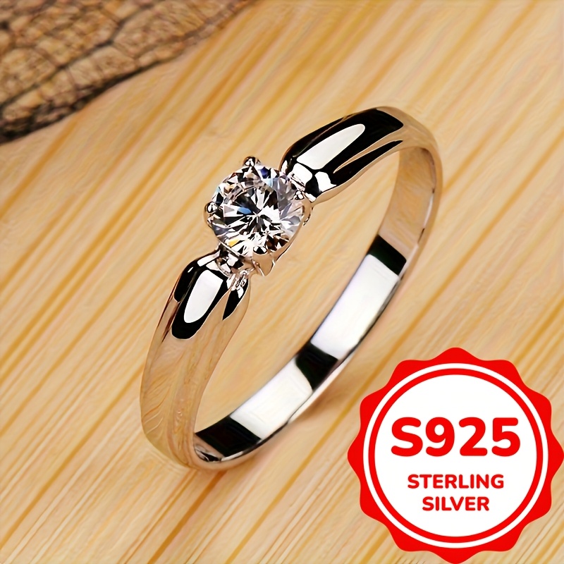 Classic 925 Sterling Silver Ring Engagement Wedding Ring For Female Suitable For Banquet Party Official Anniversary Gifts (2.6g)
Classic 925 Sterling Silver Ring Engagement Wedding Ring For Female Suitable For Banquet Party Official Anniversary Gifts (2.6g)