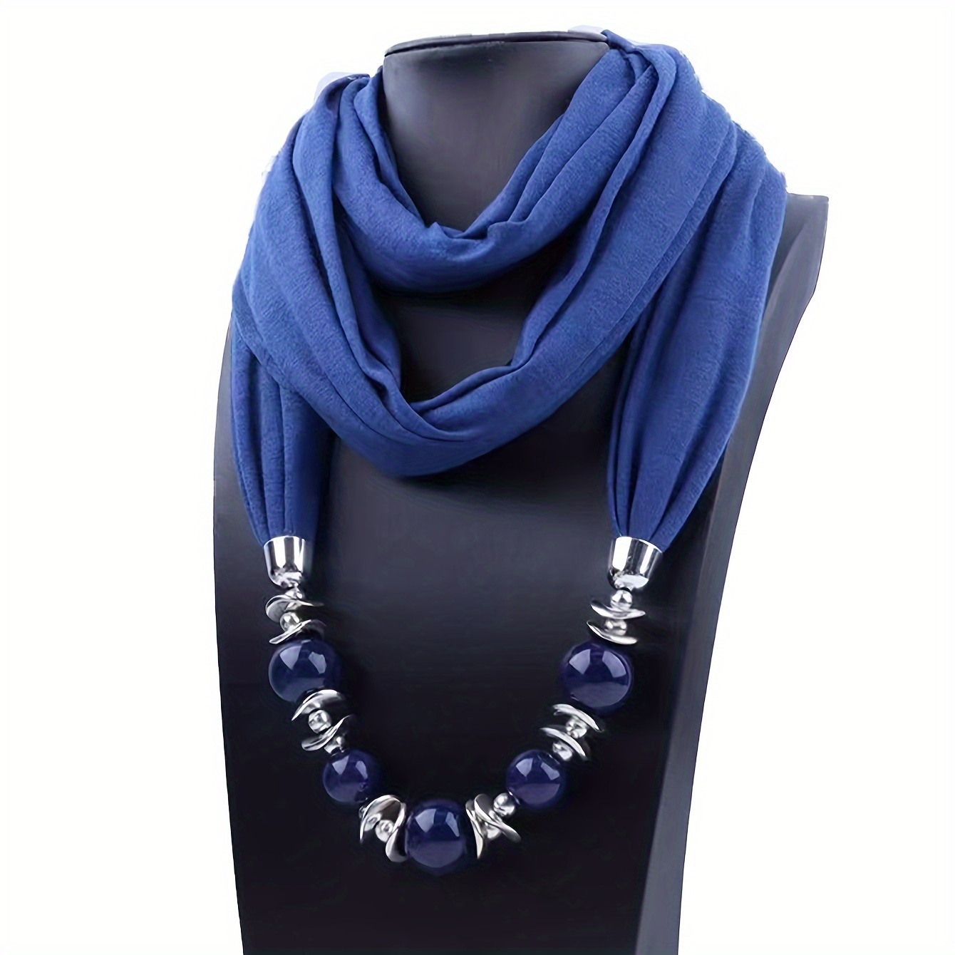 Elegant Beaded Christmas Scarf - Vintage Style, Warm & Breathable Polyester Neck Warmer For Women
Elegant Beaded Christmas Scarf - Vintage Style, Warm & Breathable Polyester Neck Warmer For Women