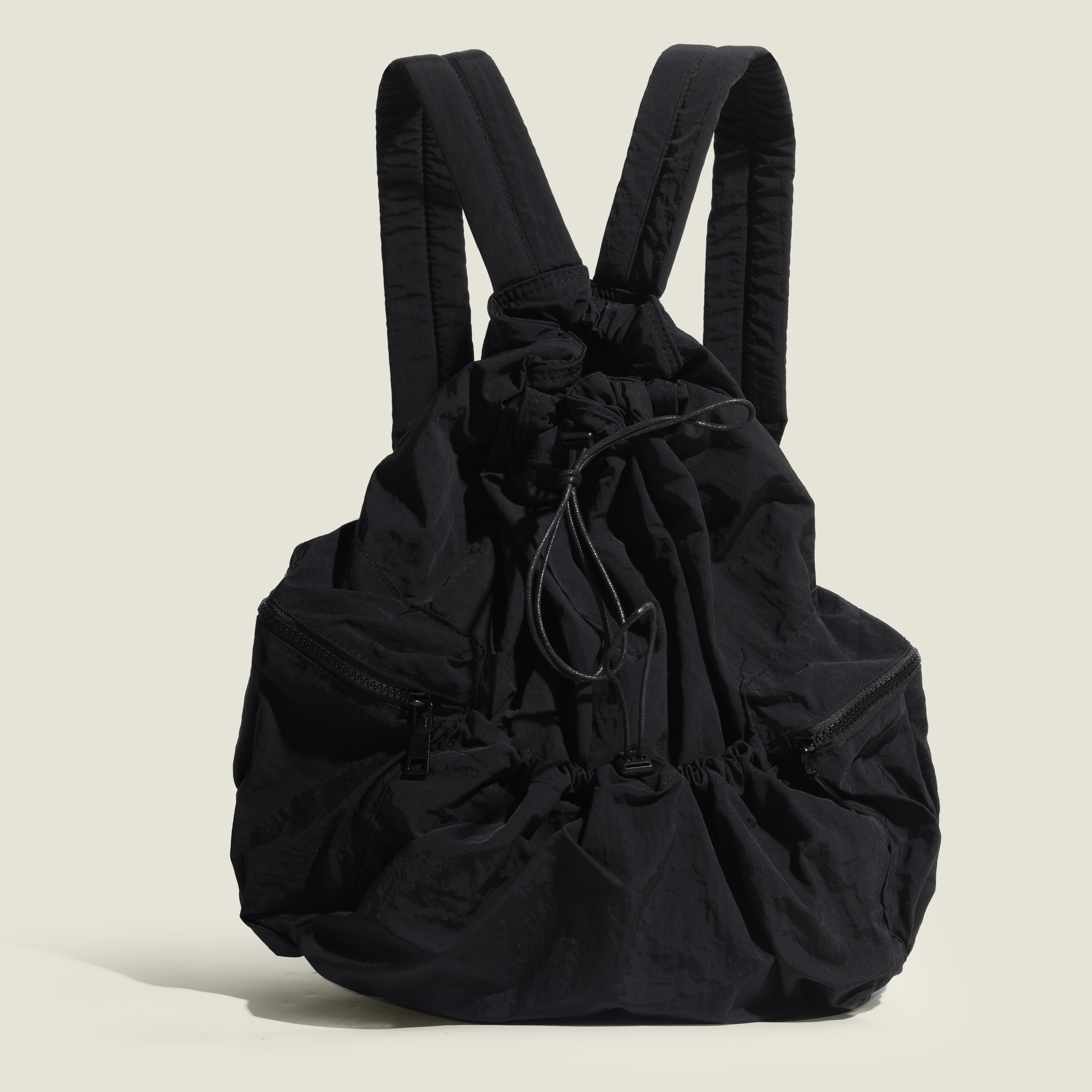 Ruched Drawstring Backpack, Lightweight Travel Sport Rucksack, Trendy Large Capacity Schoolbag
Ruched Drawstring Backpack, Lightweight Travel Sport Rucksack, Trendy Large Capacity Schoolbag