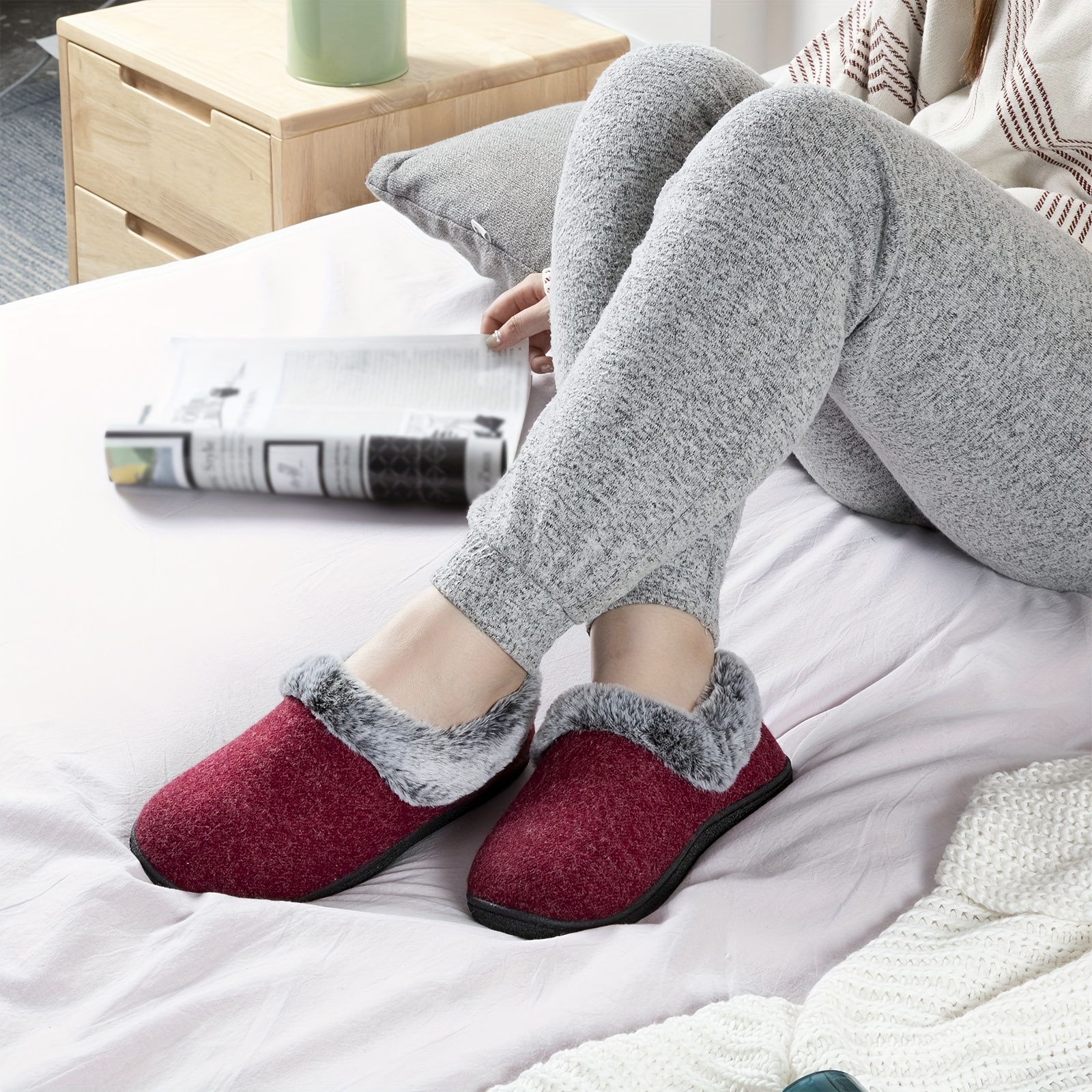Women's Comfortable Slippers, Plush Lining Fur Collar, Lightweight And Comfortable Indoor And Outdoor Non-slip
Women's Comfortable Slippers, Plush Lining Fur Collar, Lightweight And Comfortable Indoor And Outdoor Non-slip