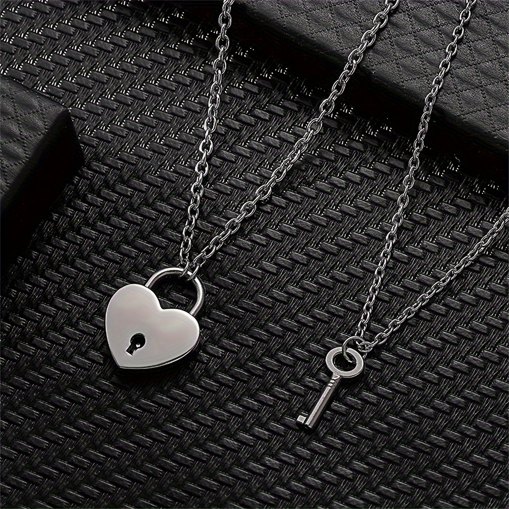 2pcs/set Key Lock Heart Shape Pendant Necklace, Stainless Steel Necklace Gift For Men And Women
2pcs/set Key Lock Heart Shape Pendant Necklace, Stainless Steel Necklace Gift For Men And Women