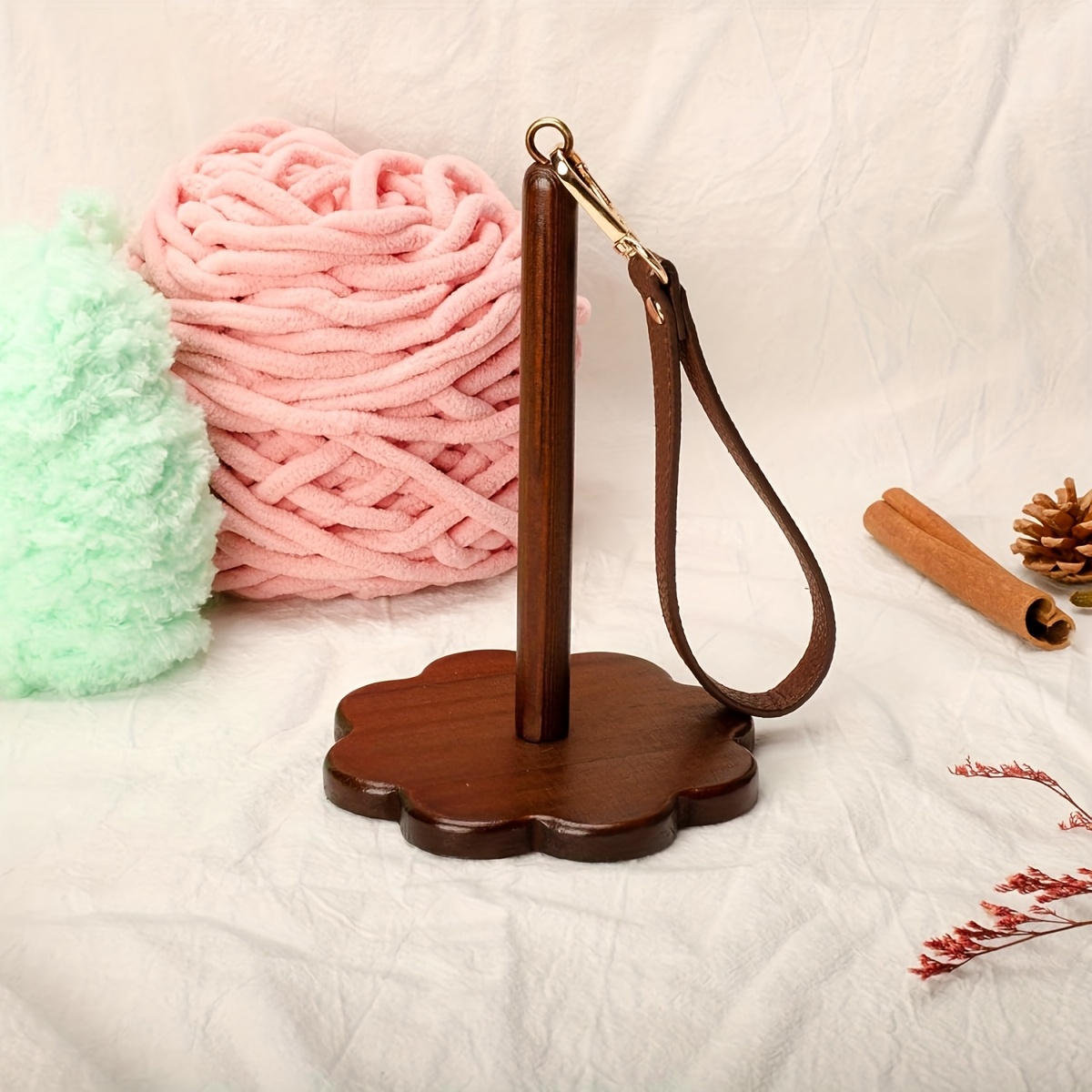 Portable Wrist Yarn Holder With Crossbody Strap - Wooden Rotating Knitting & Crochet Ball Clip Storage, Ideal For Craft Enthusiasts, Gifts, Storage Container
Portable Wrist Yarn Holder With Crossbody Strap - Wooden Rotating Knitting & Crochet Ball Clip Storage, Ideal For Craft Enthusiasts, Gifts, Storage Container