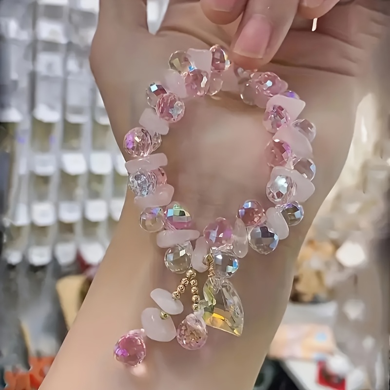 Bracelet Élégant en Cristal Synthétique avec Pendentif Cœur - Design et pour Tous et les Fêtes
Bracelet Élégant en Cristal Synthétique avec Pendentif Cœur - Design et pour Tous et les Fêtes